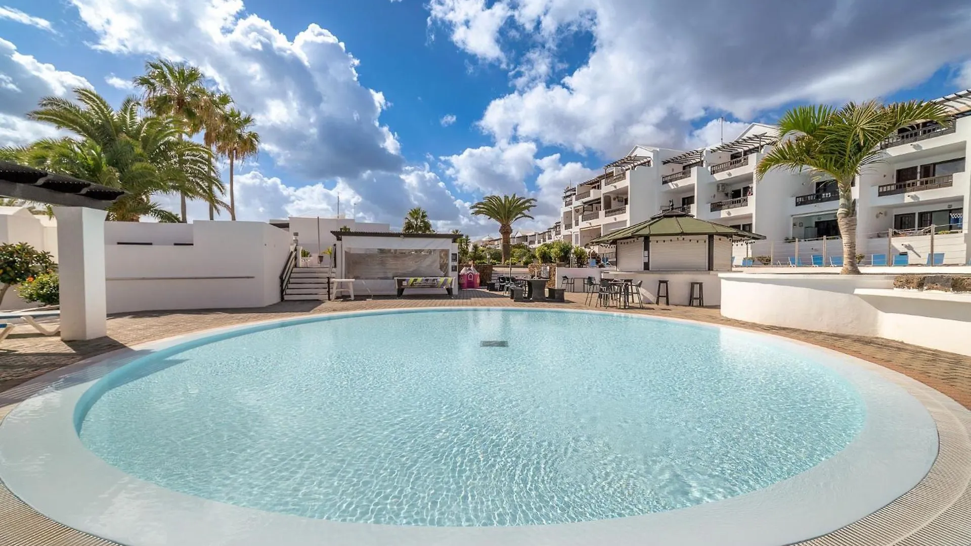 Playa Bastian 2 Habs, 2 Banos Y Super Terraza Apartman Costa Teguise