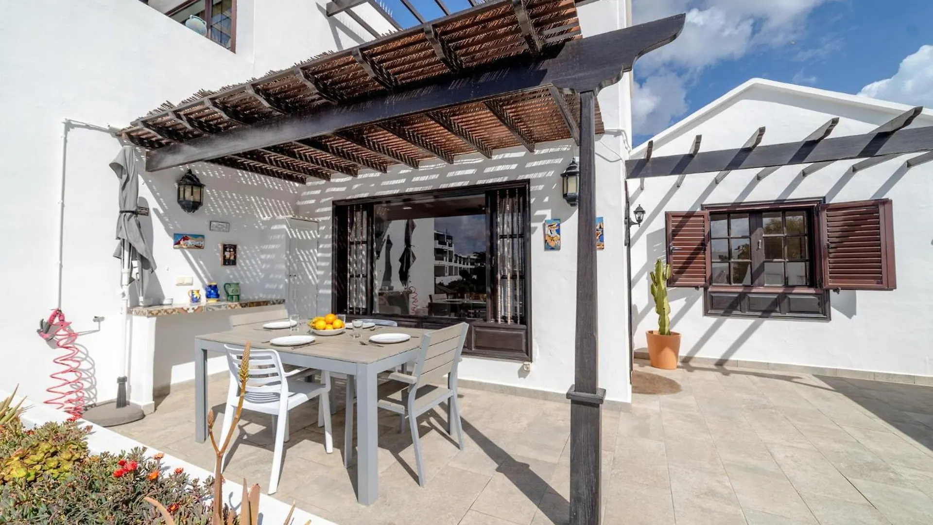 Appartamento Playa Bastián 2 habs, 2 baños y súper terraza Costa Teguise 0*,  Spagna